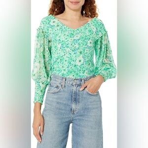 BB Dakota Mint Floral Blouse
Steve Madden Women's Top